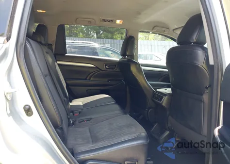 2018 Toyota Highlander Le Plus from USA, damaged, VIN 5TDBZRFH5JS908264